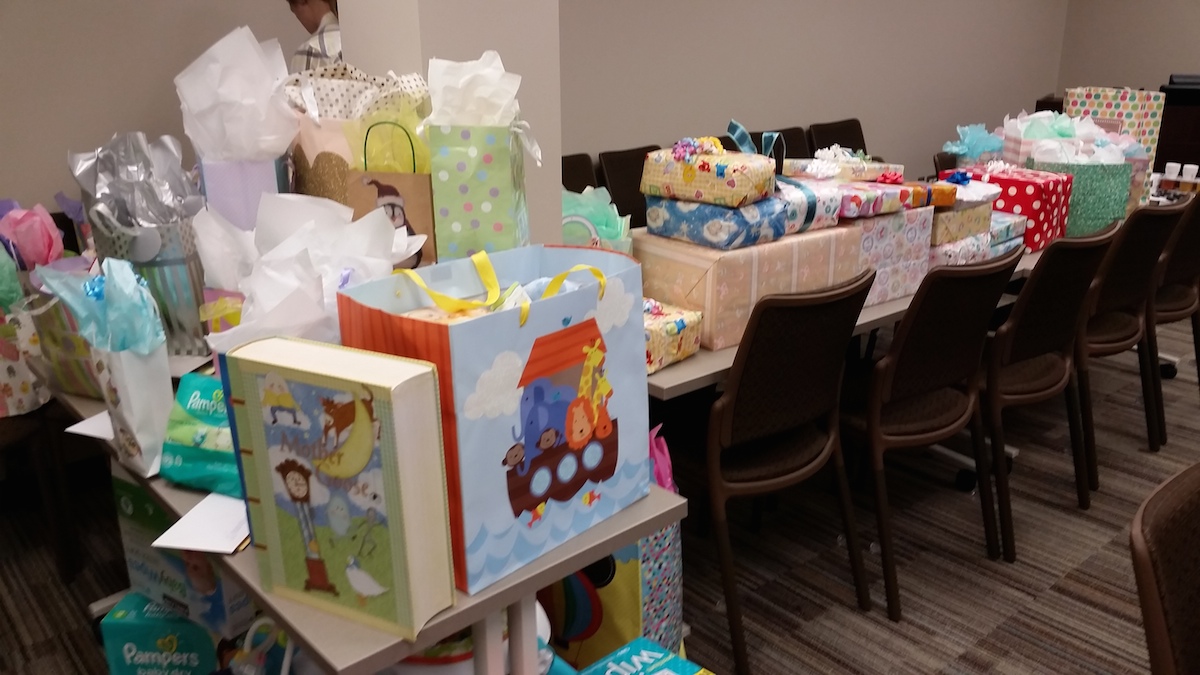 SW 428 and SSWO students baby shower