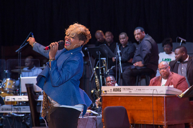 22472557334 64cab6a911 z