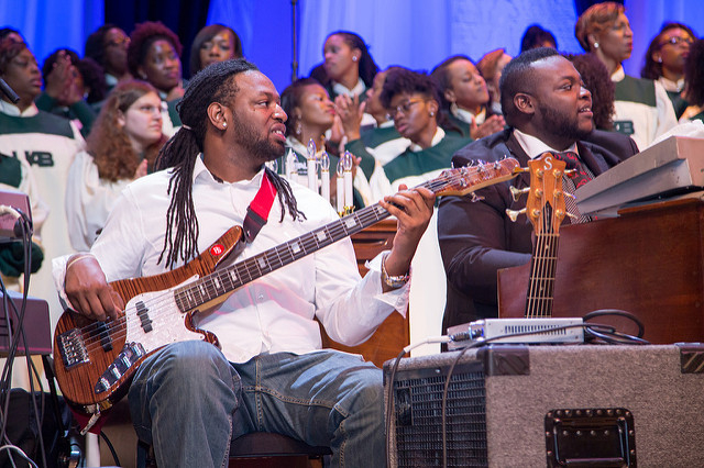 22473695403 74dd8d77bd z