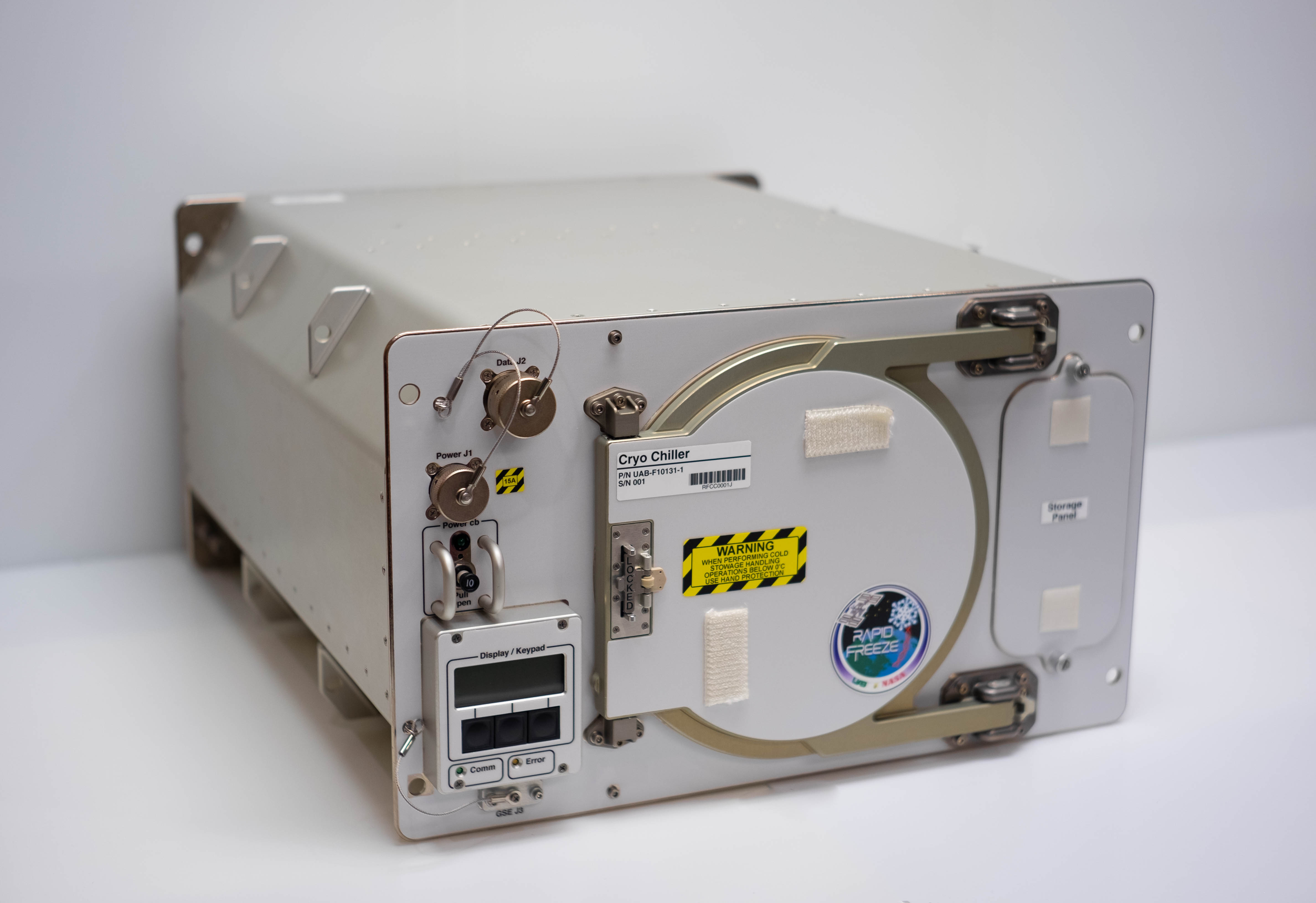 Cryo Chiller Hardware System on display