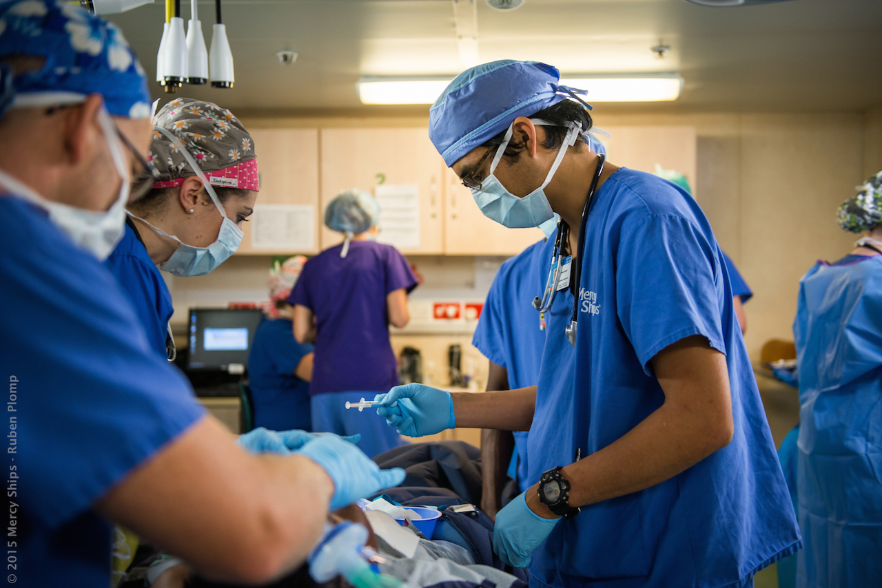 161207 The Surgery Ship TV Series Mercy Ships 0084. lo res