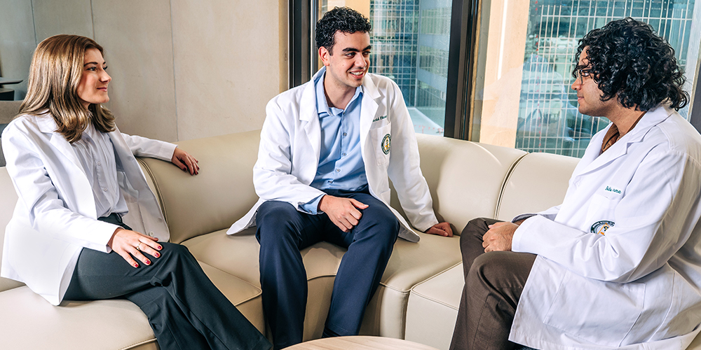 medical students collaborating 2025 1