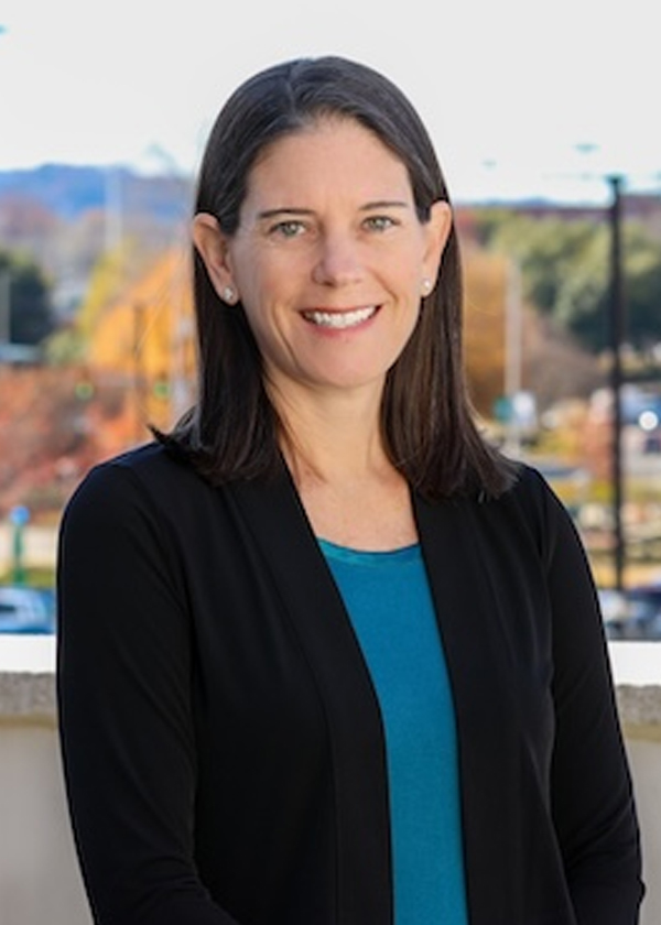 Headshot of Dawn Taylor Peterson.