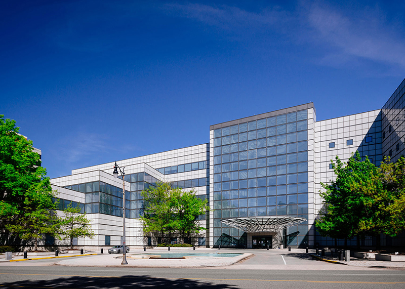 kirklin clinic building