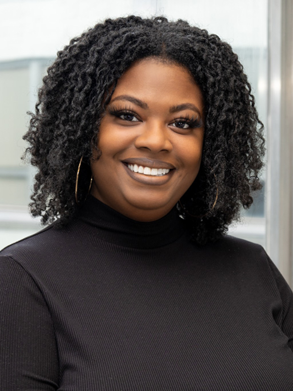 Headshot of Chelsi Reynolds