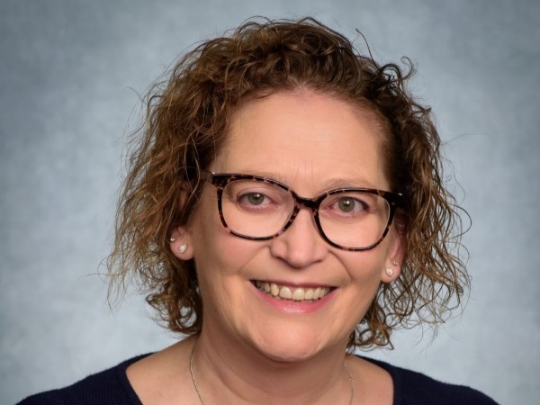 Karen_Scott_cropped.jpg
