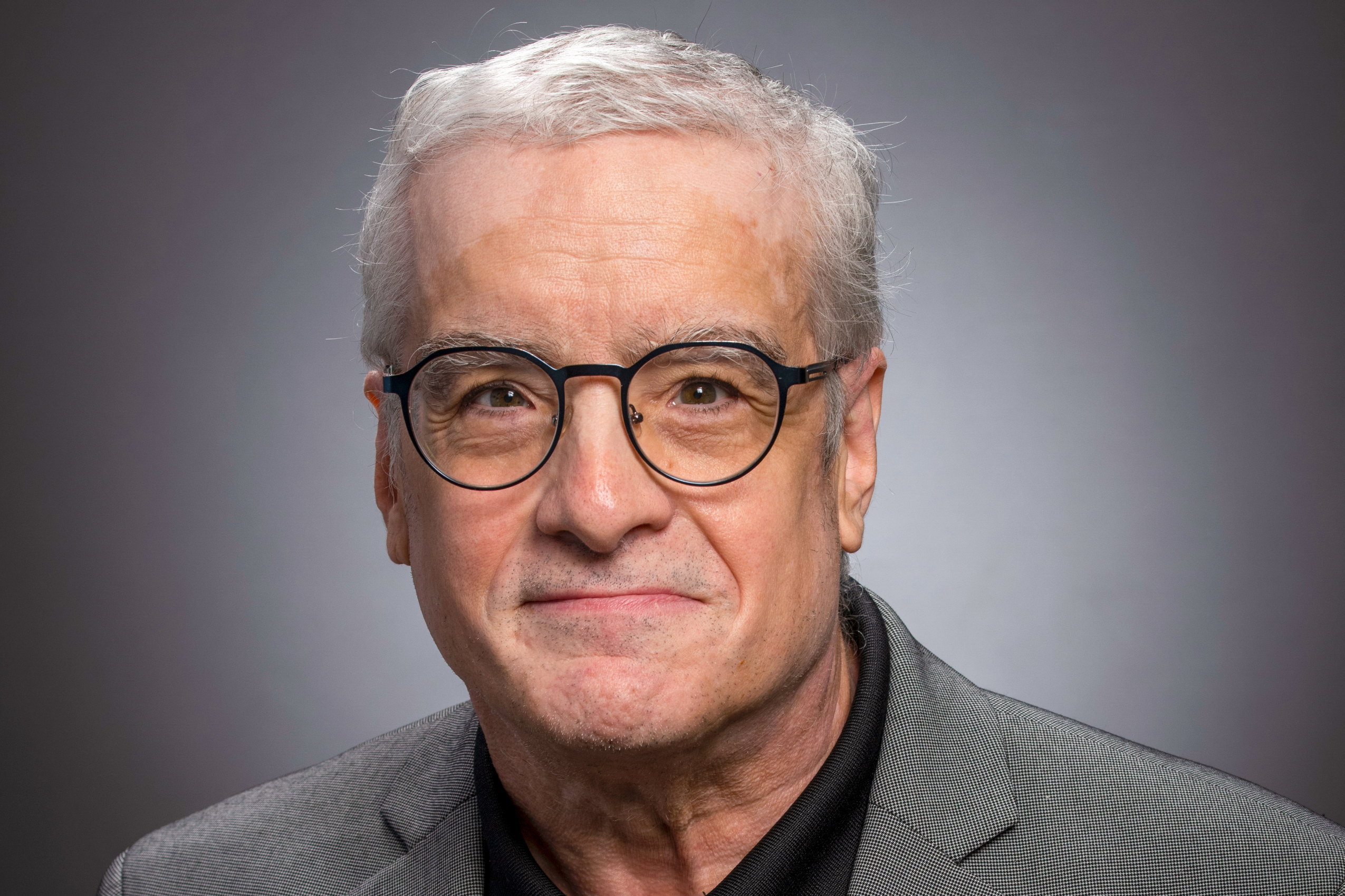George 300x200