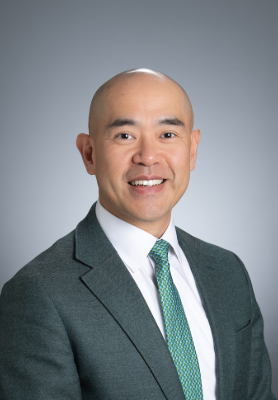 chi thomas headshot