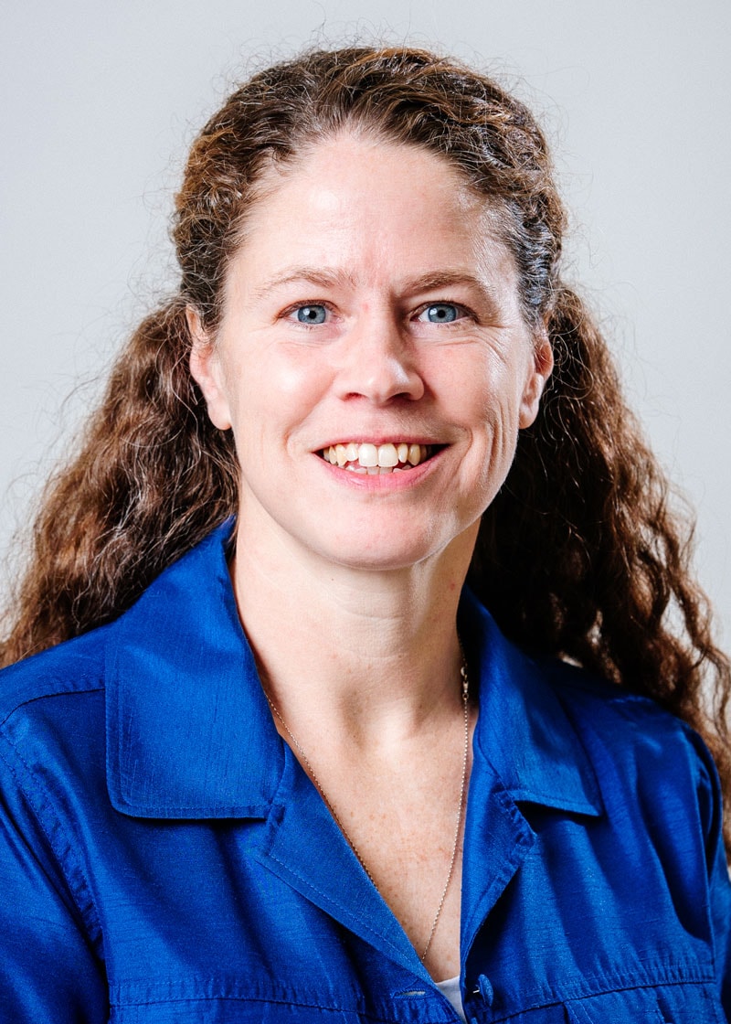 Tara Pearce headshot.
